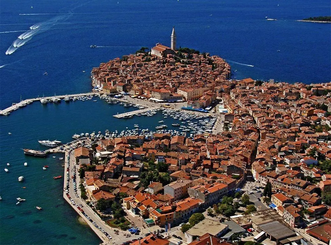 Apartment Dorjan Karmelo Rovinj